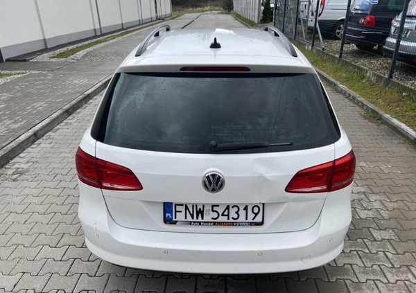 Volkswagen Passat cena 21500 przebieg: 307246, rok produkcji 2011 z Szamocin małe 529